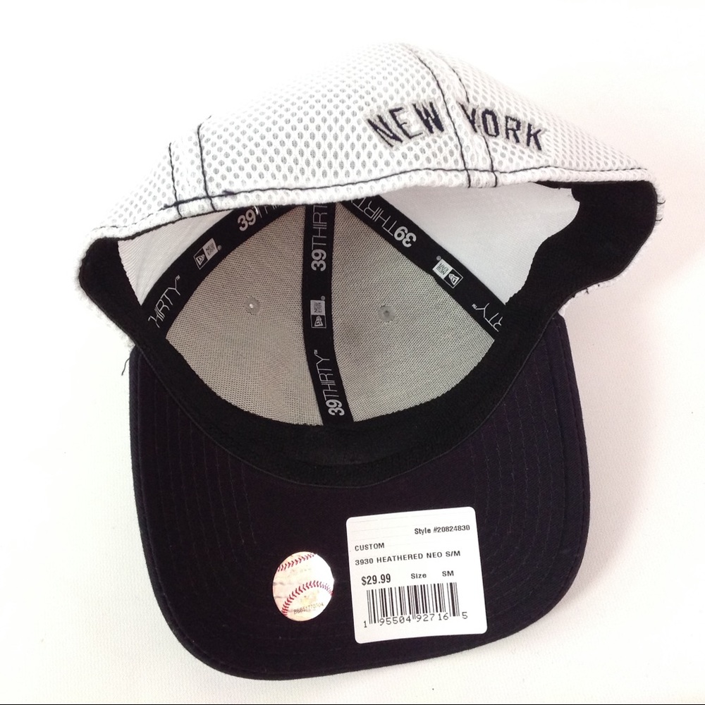 New York Yankees Men's Baseball Hat Size S/M - Picture 7 of 7
